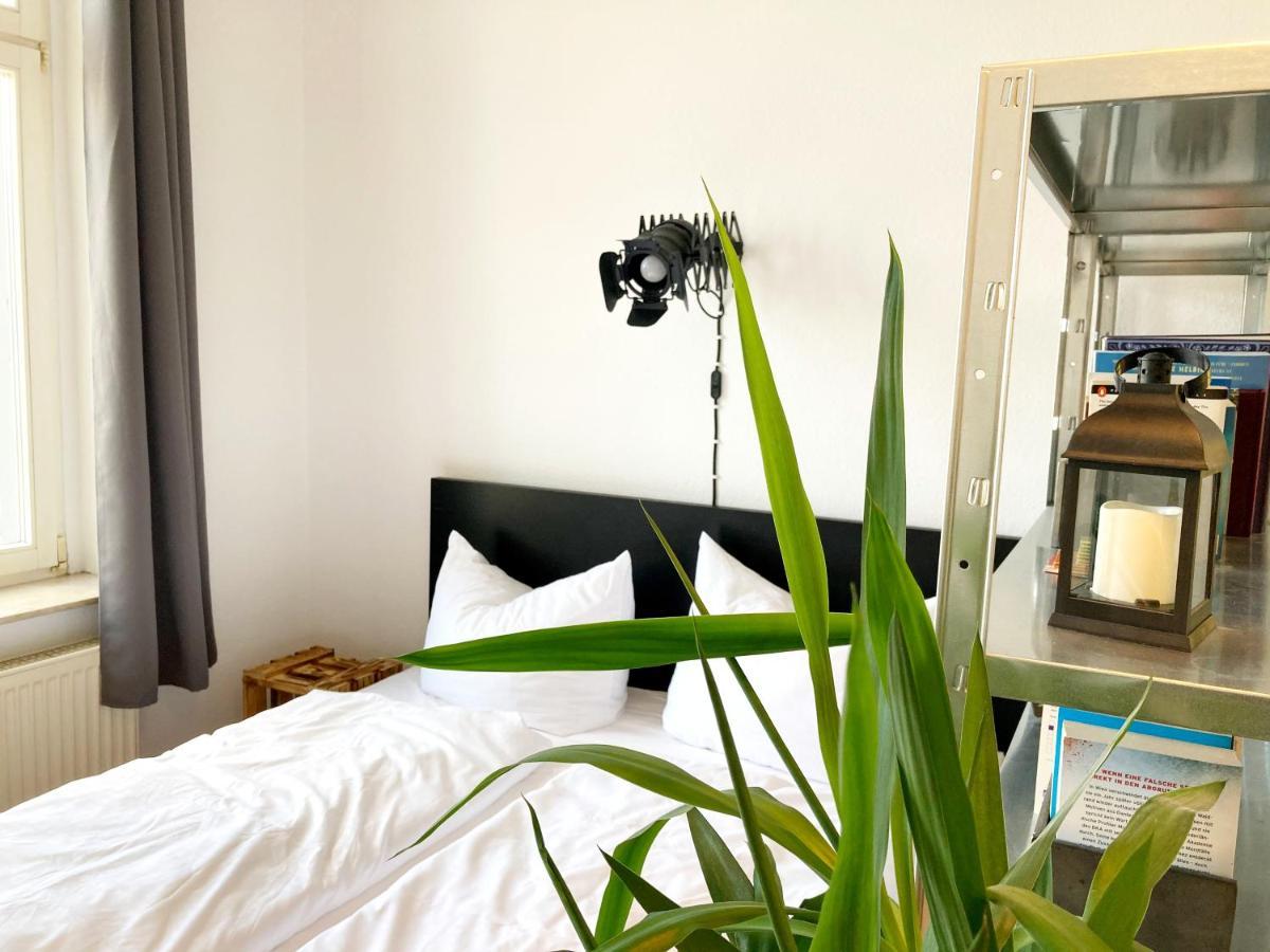 2 Zimmer Ferienwohnung In Zentraler Lage Inkl Wlan & Netflix Lipsia Esterno foto
