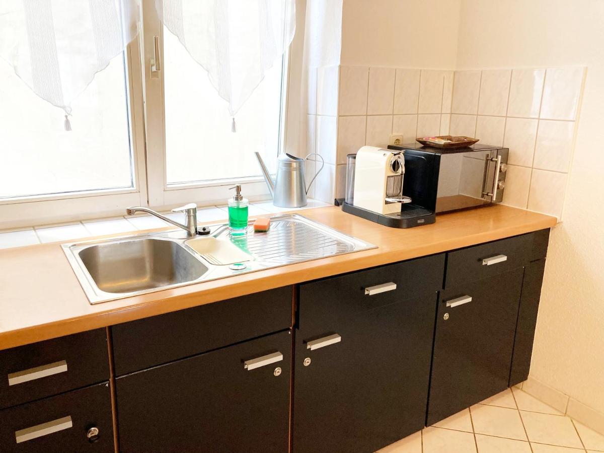 2 Zimmer Ferienwohnung In Zentraler Lage Inkl Wlan & Netflix Lipsia Esterno foto