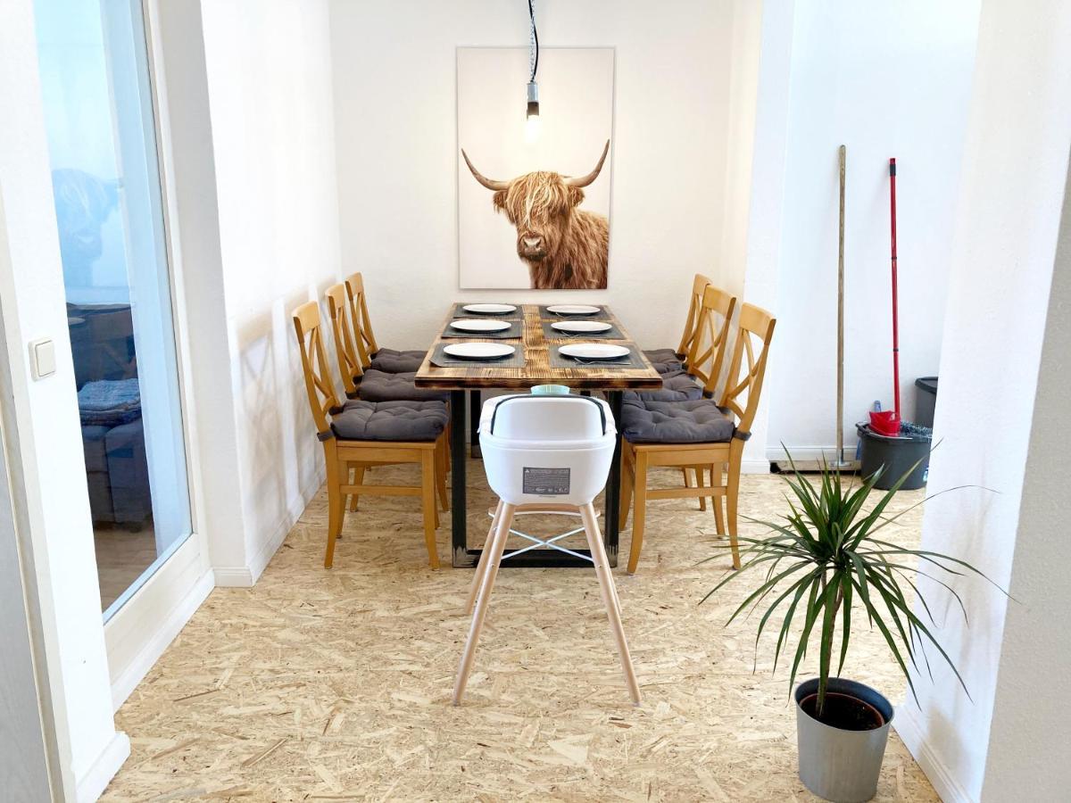 2 Zimmer Ferienwohnung In Zentraler Lage Inkl Wlan & Netflix Lipsia Esterno foto